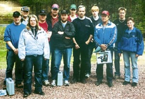 Några av deltagarna i jakstigen vid Rots älgskyttebana.