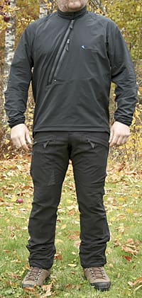 Tröjan Mithril och byxan Gere är synnerligen smidiga och praktiska kläder.