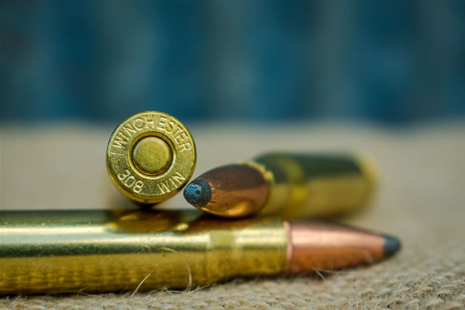 Ett hotande blyförbud i ammunition oroar Reservistförbundet i Finland. Kommer de frivilligas träning att upprätthållas på hög nivå också efter ett förbud?
