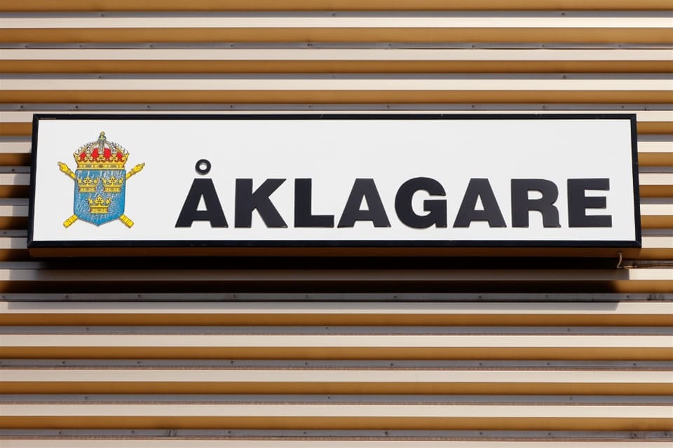 Det dröjde till elfte timmen, sedan slog kammaråklagare Lars Magnusson till och överklagade delar av den friande Hedindomen.