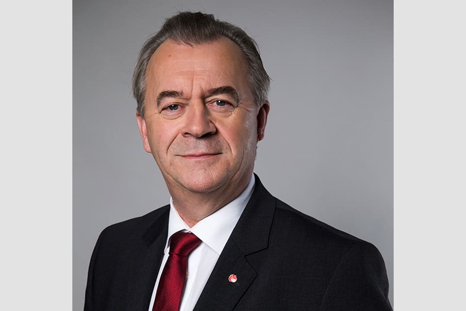 – Vi ser att vargstammen har minskat, sade landsbygdsminister Sven-Erik Bucht under riksdagens intepellationsdebatt, och menade att regeringens ambition har varit att få ordning och reda.