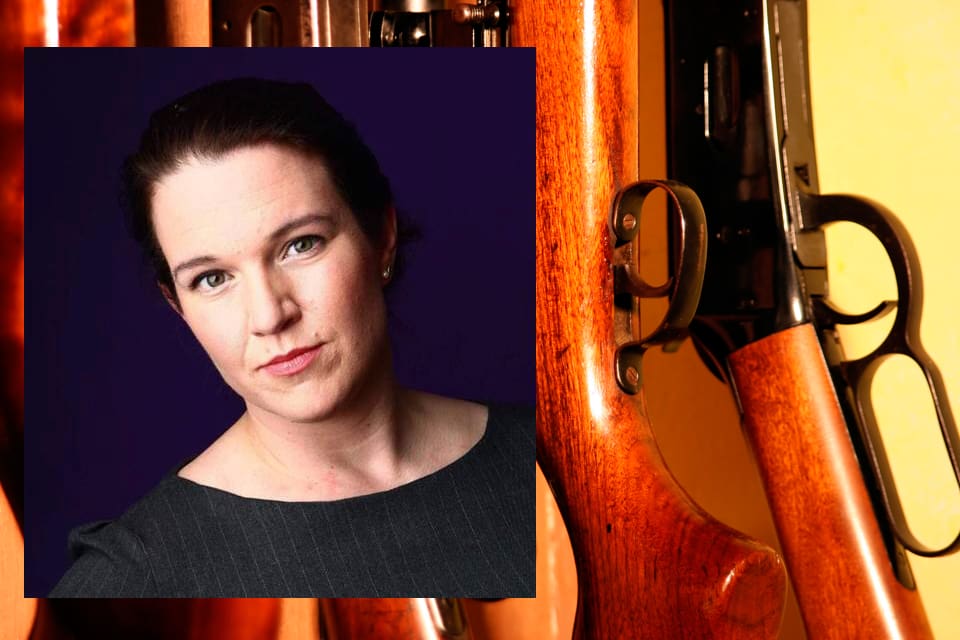 Det är inte jägarna, viltvården eller sportskyttarna som ska motarbetas, utan vapenutredningen, skriver L-politikern Lina Nordquist.