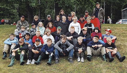 Alla ungdomar och ledare på ungdomslägret i Lövvik i Ångermanland.