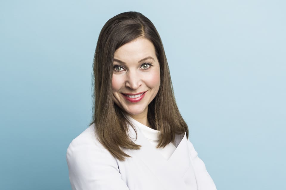 Politikern Ella Bohlin tycker att det är svårt att förstå varför Facebook har så fyrkantiga regler.