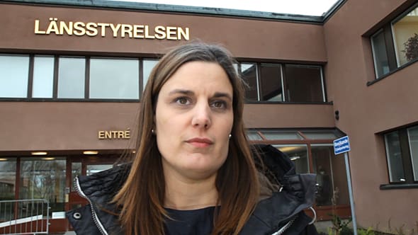 Chefen förklarar. Anna Fridén är chef på naturvårdsenheten i Västmanland och ger sin bild av varför vargdödade jämthunden grävdes upp för en ny besiktning.