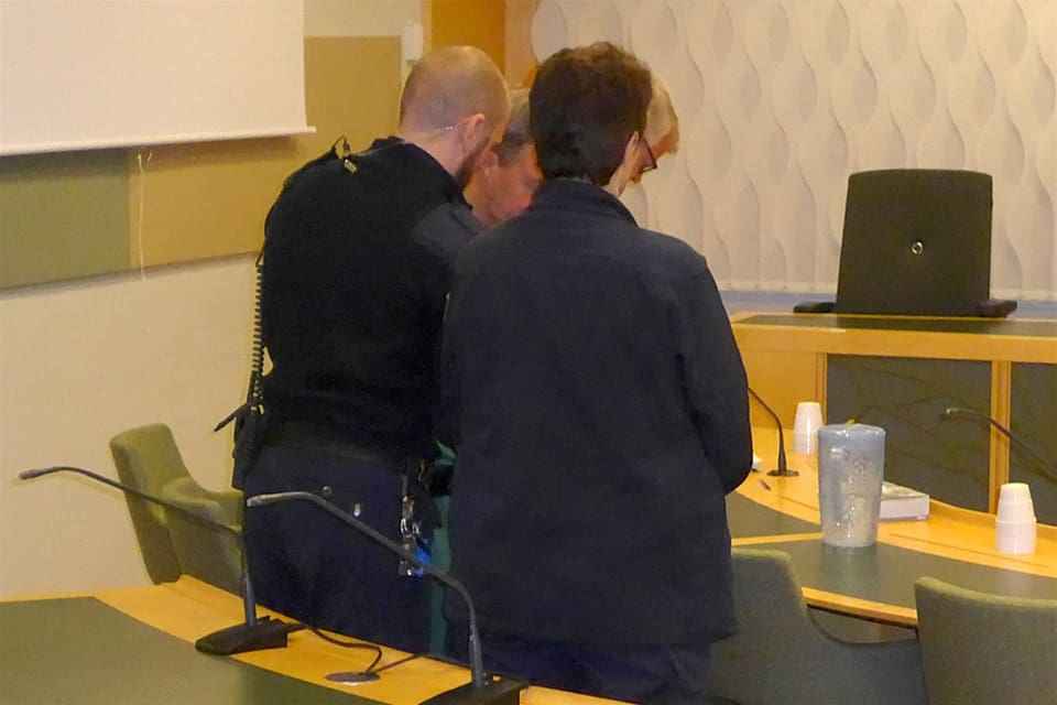 Ingen i utredningen av den så kallade jaktbrottshärvan i Västmanland – där industriledaren Karl Hedin har varit frihetsberövad i 31 dagar – har gjort något tjänstefel, enligt Särskilda åklagarkammaren.