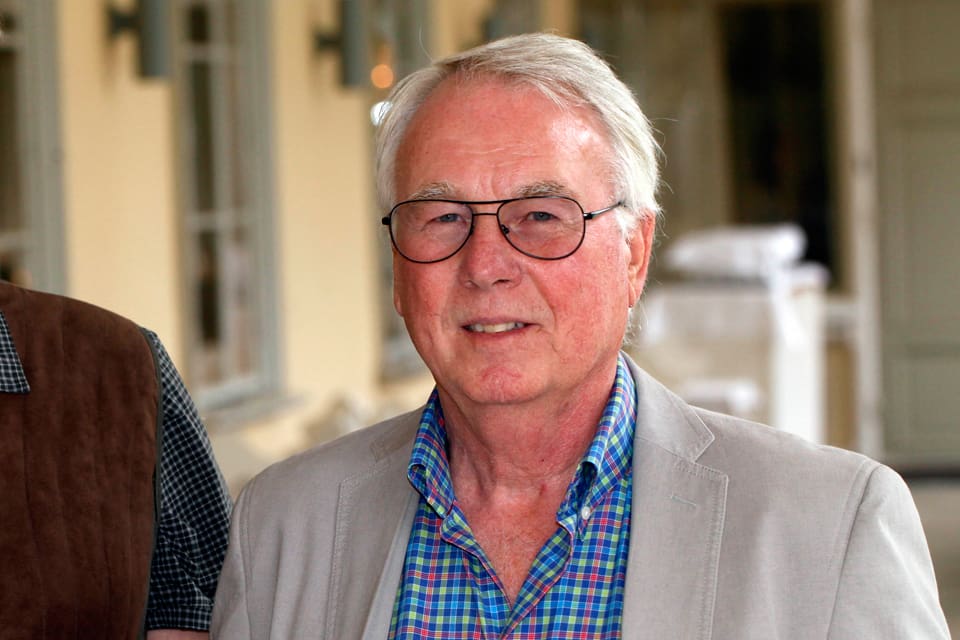 DNA-analyser av insamlad vargspillning visar hittills att det finns cirka 300 vargar i Sverige. Men ger det en sann bild av antalet vargar? undrar Ingemar Alin i JRF:s förbundsstyrelse.