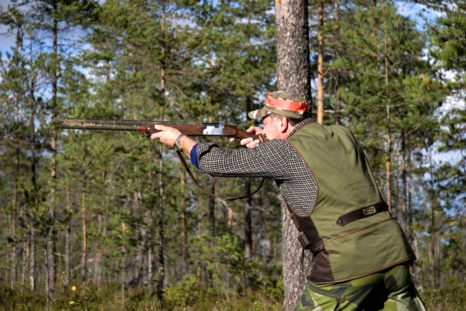 Förra jaktåret betalade 258 314 svenska jägare viltvårdsavgiften.