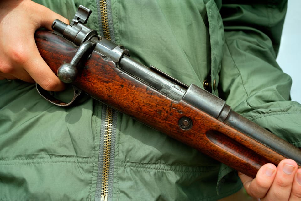 Jakt & Jägare har granskat några av de 149 remissvaren som kommit in om del två av vapenutredningen. Utredaren Kazimir Åberg visar prov på okunnighet i vapenfrågor och hans förslag leder bland annat till problem med rättssäkerheten, påpekas det i svaren.
