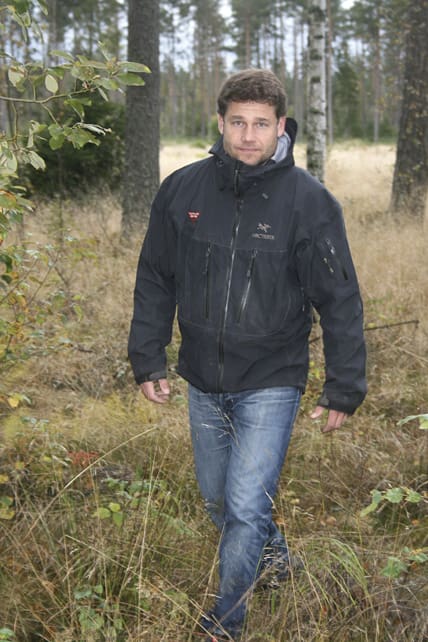 Statens insamling av vargskit för DNA-analys har startat. 44 revir ska inventeras under två vintrar. Forskaren Jens Karlsson ska också undersöka hur väl hund och människa kan skilja vargskit från annan skit – genom att lukta på den.