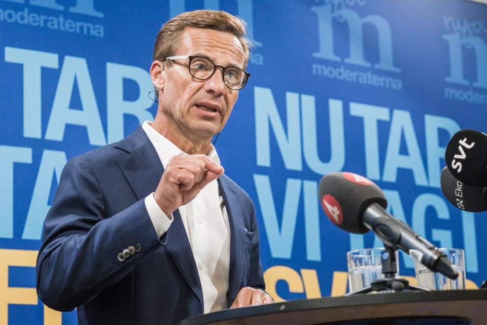 "Det jag gjorde är inte brottsligt, men slarvigt", skriver Ulf Kristersson på Facebook.
