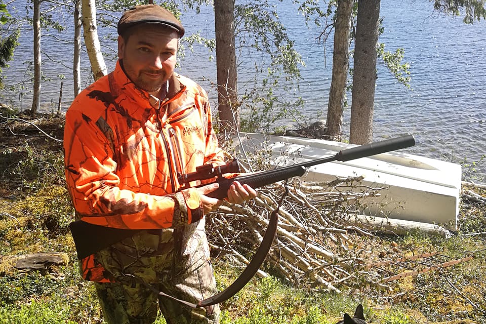 "En person som representerar en myndighet i Sverige får stå till svars hos svenskarna när denne missbrukar sin ställning på grund av egna ideologiska idéer", skriver Martin Lundgren, JRF-Dalarna.
