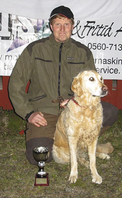 Golden retrievern Mira med Peter Kågeland var bäst att spåra vildsvin.