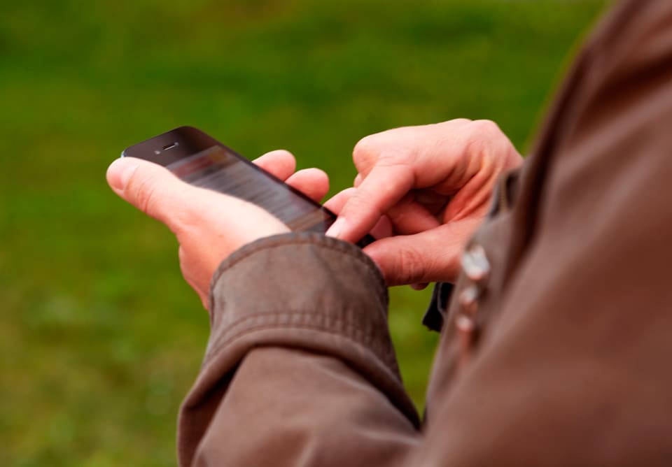Kommer Jaktprofilens bilder på illegalt dödande av rovdjur från hans mobilkamera, eller är de andra som kan ha tagit bilderna som finns i mobilen? Olika IT-experter gör olika bedömningar som vittnen i Jaktbrottshärvan.