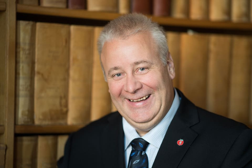 Norske lantbruks- och matministern Bård Hoksrud har fått överta viltfrågorna från klimat- och miljödepartementet.