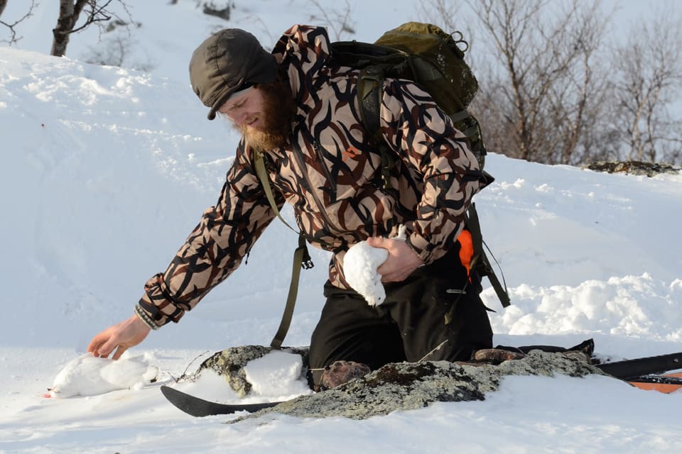 Ripjägare som köpt jaktkort hos länsstyrelsen på statens mark hos Girjas sameby kan använda tillstånden säsongen ut. Men när samebyn tar över upplåtandet av jakt och fiske blir det begränsningar, främst för utlänningar. (Arkivbild)