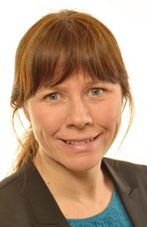 Miljöpartiets Åsa Romson och Socialdemokraterna i regeringen har helt olika syn på vargfrågan apropå den startade licensjakten på varg. ”Två departement kan inte ha helt olika bedömningar kring huruvida det finns hot mot vargen”, säger hon till SVT.