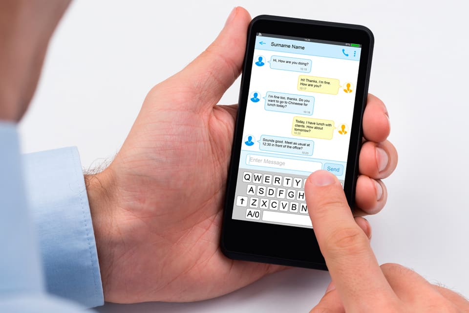SMS med råd till vargskytten vad han skulle säga i förhöret gör att polismannen i Norge döms till ett villkorligt fängelsestraff på 45 dagar. (Arkivbild)