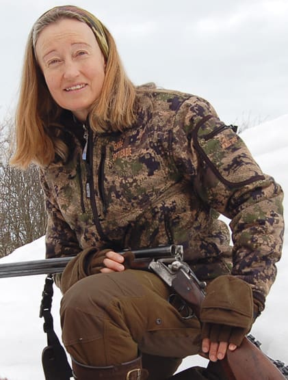 Rovdjurspolitiken gör det för närvarande närmast omöjligt att få acceptans för frilevande varg bland berörda människor, konstaterar JRF-basen Solveig Larsson.