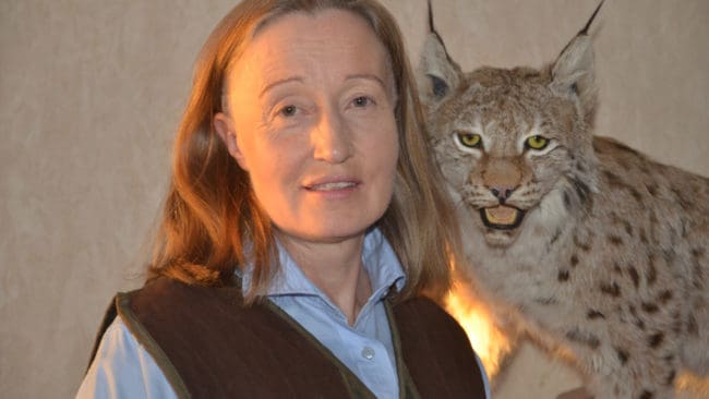 "I jakten kommer ofta etiska avvägningar upp i debatten, och nu behövs en etisk och humanistisk syn i rovdjursförvaltningen", tycker Solveig Larsson.