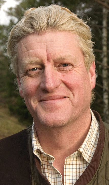 Jägareförbundets Torsten Mörner (bilden) får rätt av vargforskaren Olof Liberg när det gäller farhågorna att årets licensjakt på endast 20 vargar inte lyckas frysa vargstammen på nivån 210 vargar.