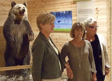 Nöjda landshövdingar vid utbildningen av VFD. Maria Norrfalk, Dalarna, Barbro Holmgren från Gävleborg och Eva Eriksson, Värmland.