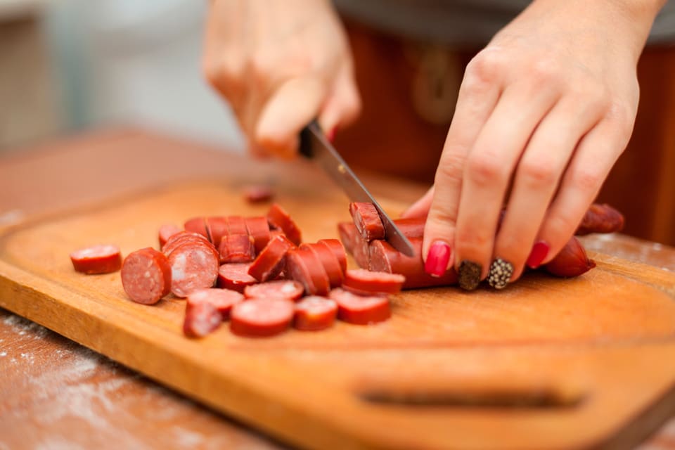 Korvar som uppges innehålla viltkött kan ha kött från andra arter eller innehålla väldigt små mängder viltkött. Sammanlagt var det 20 procent av de undersökta viltköttprodukterna där märkningen inte stämde med innehållet.