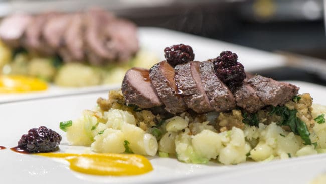 51 procent av de tyskar som äter viltkött gör det på restaurang.