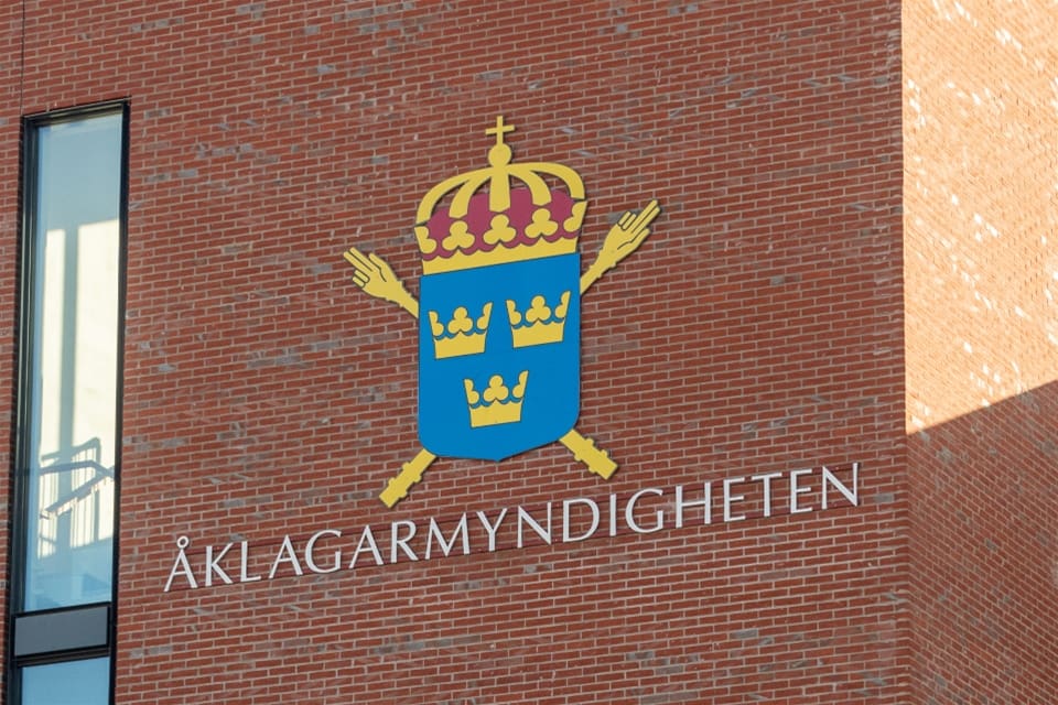 Åklagaren fortsätter att driva målet efter det att en jakthärva nystats upp.