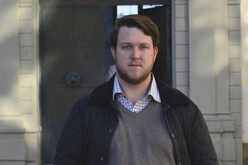 Riksviltvårdskonsulent Jens Gustafsson tycker att regeringen duckar i stället för att ändra omstridda paragraf 28.